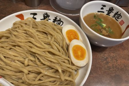 仕事おわりのラーメン🍜